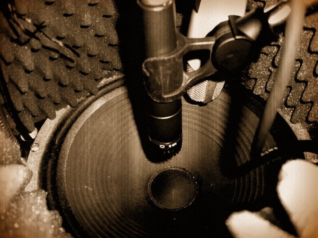 Microphone