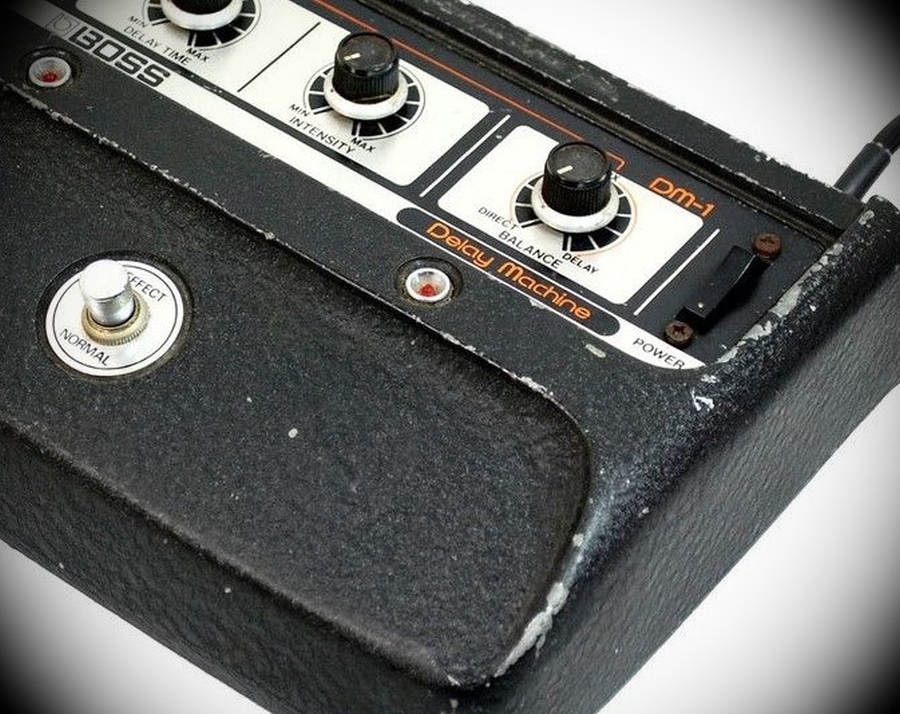 Boss DM-1