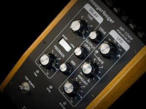 Moog MF-104M