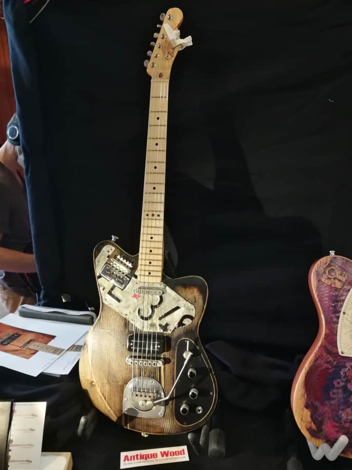 Babushka guitars